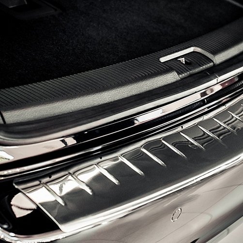 Nerezový kryt prahu pátých dveří Hyundai i30 (2007- 2010) - 5 dveřový model - Croni