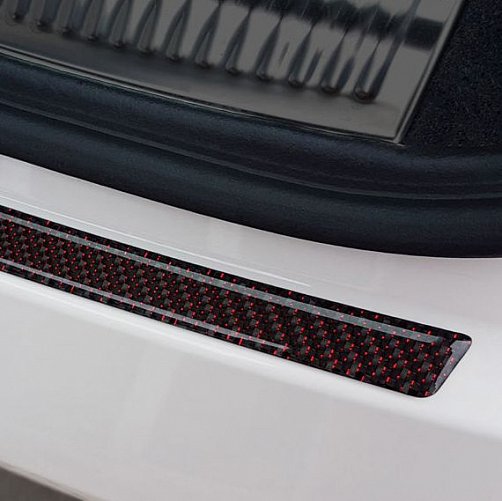 Karbonový kryt prahu zadních dveří Audi Q3 (2011->) - RED CARBON FIBER - Avisa