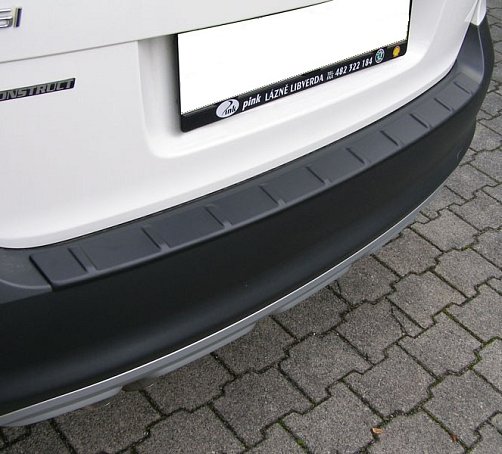 Práh pátých dveří Škoda Yeti (2009 - 2013) - ABS plast v černém provedení